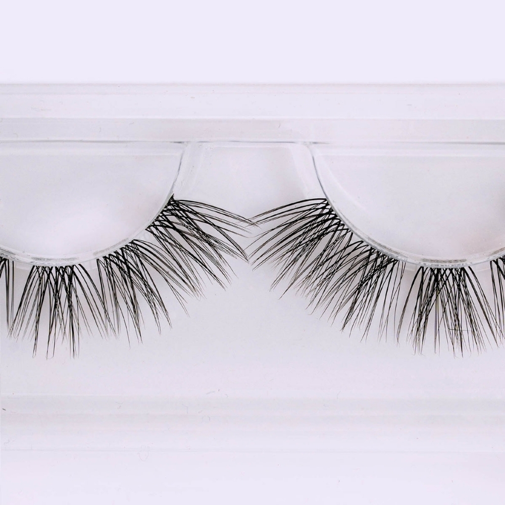 Originals FLUTTERY & WISPY 10mm Eyelash Extenstions 10 Wisps Lilac St